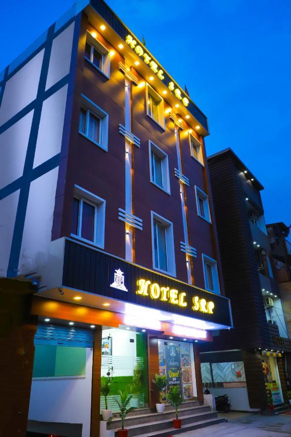 Hotel Srp Rishīkesh Extérieur photo